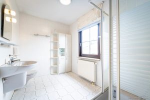 Badezimmer Erdgeschoss