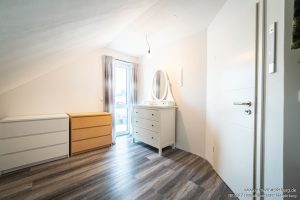 Büro/ Ankleidezimmer