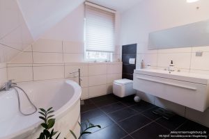 Badezimmer Dachgeschoss