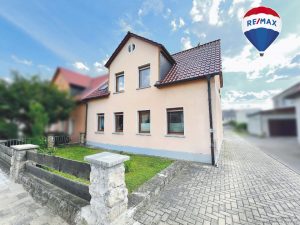Doppelhaushälfte