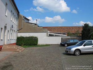 Außenansicht_Stellplätze