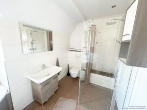 Badezimmer 1. OG