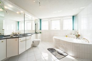 Tageslichtbad DG