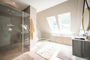 Badezimmer DG