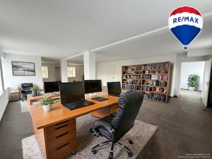 KI-Optimiert: Gewerberaum 1