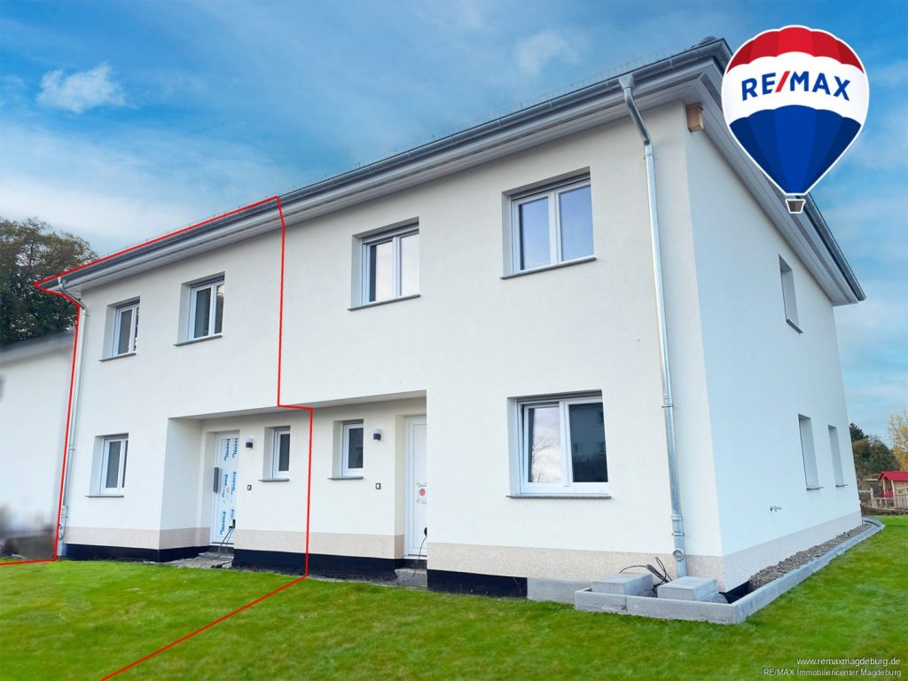 Doppelhaushälfte links mit Terrasse