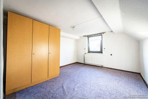 Schlafzimmer DG