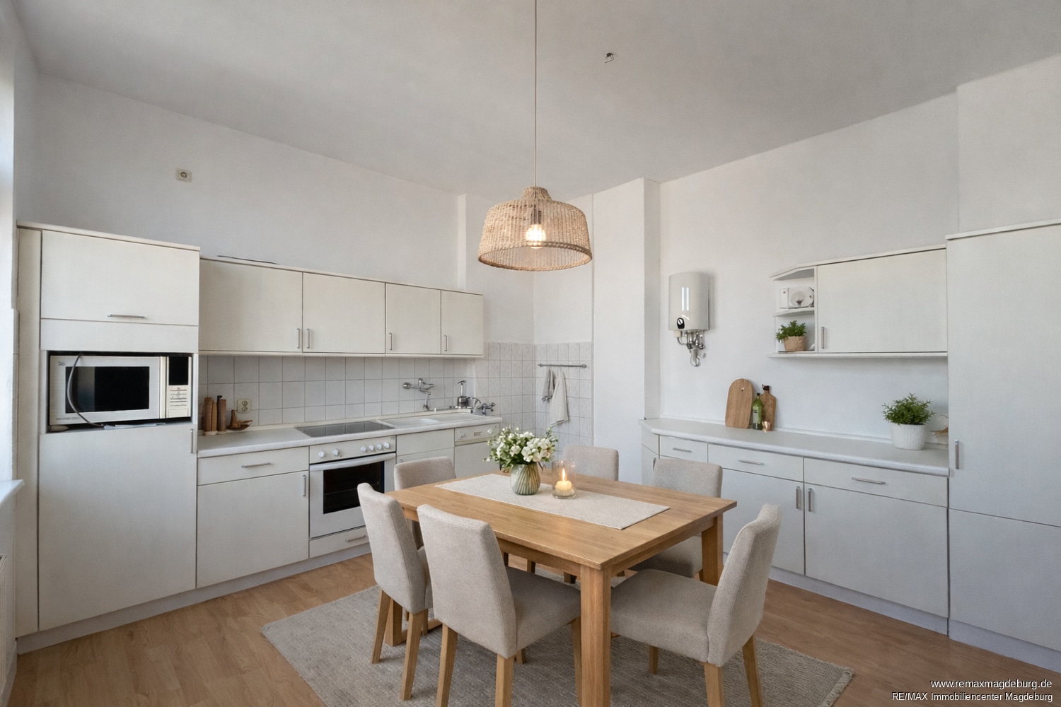 Küche durch KI möbliert