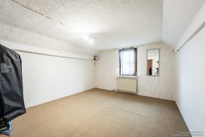 Dachgeschoss- Schlafzimmer