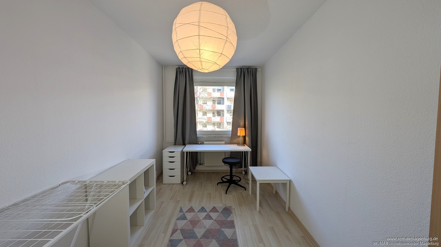 Sofort einziehen & wohlfühlen – Helle möblierte 3-Zimmer-Wohnung mit großem Balkon - Photo 3