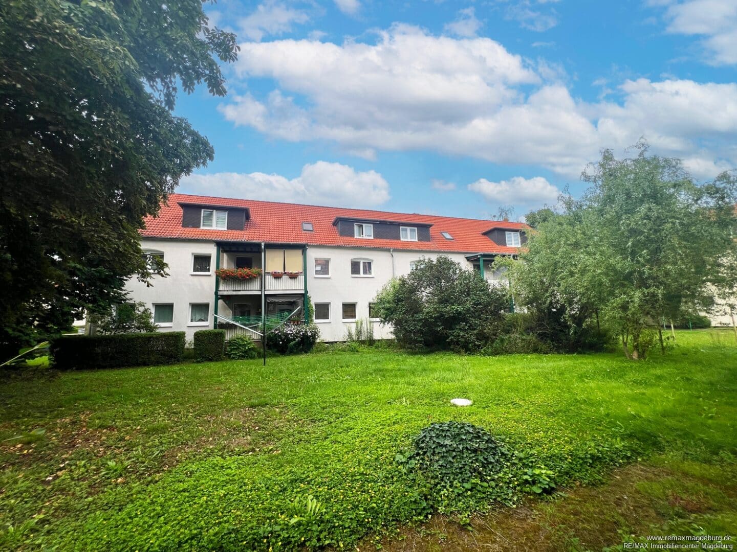 Rückansicht links