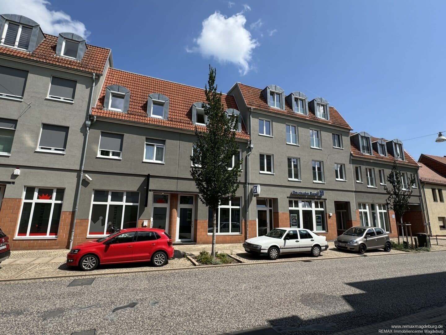 Straßenansicht