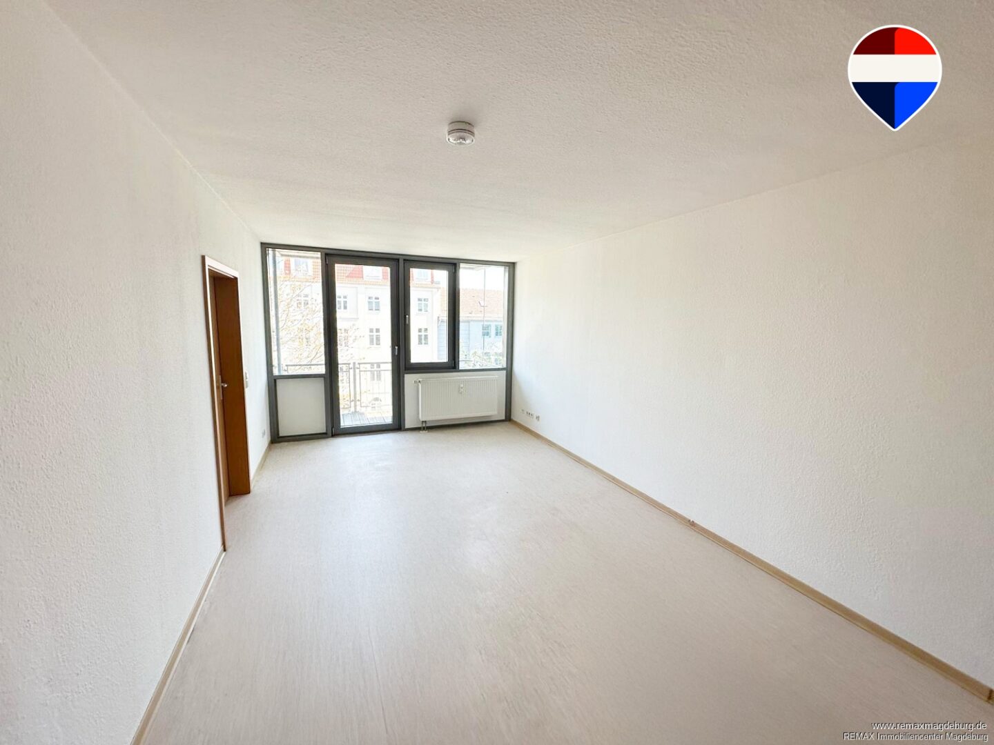 Licht, Ruhe und Komfort – moderne Etagenwohnung mit Balkon - Foto 1