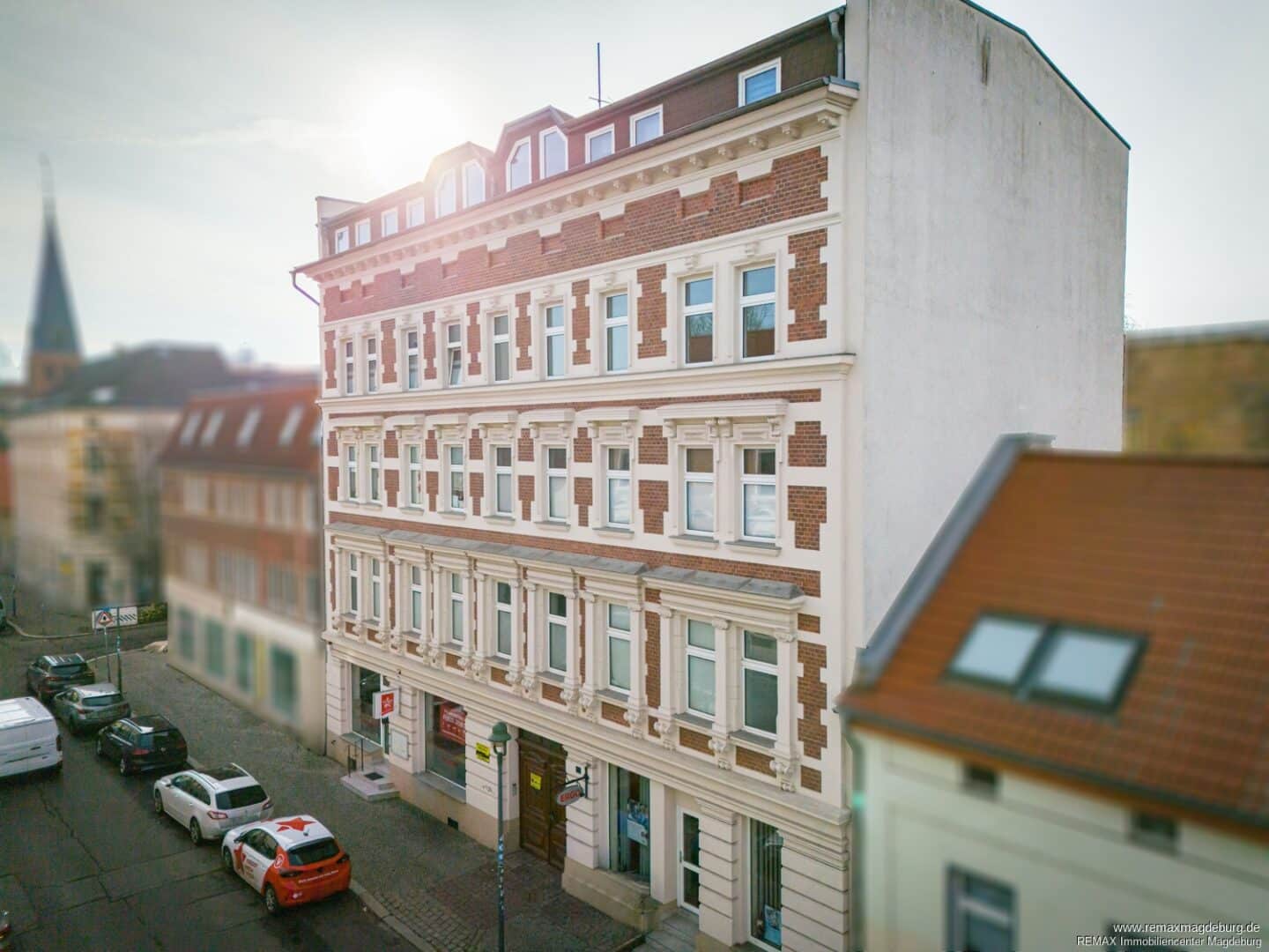 Straßenansicht