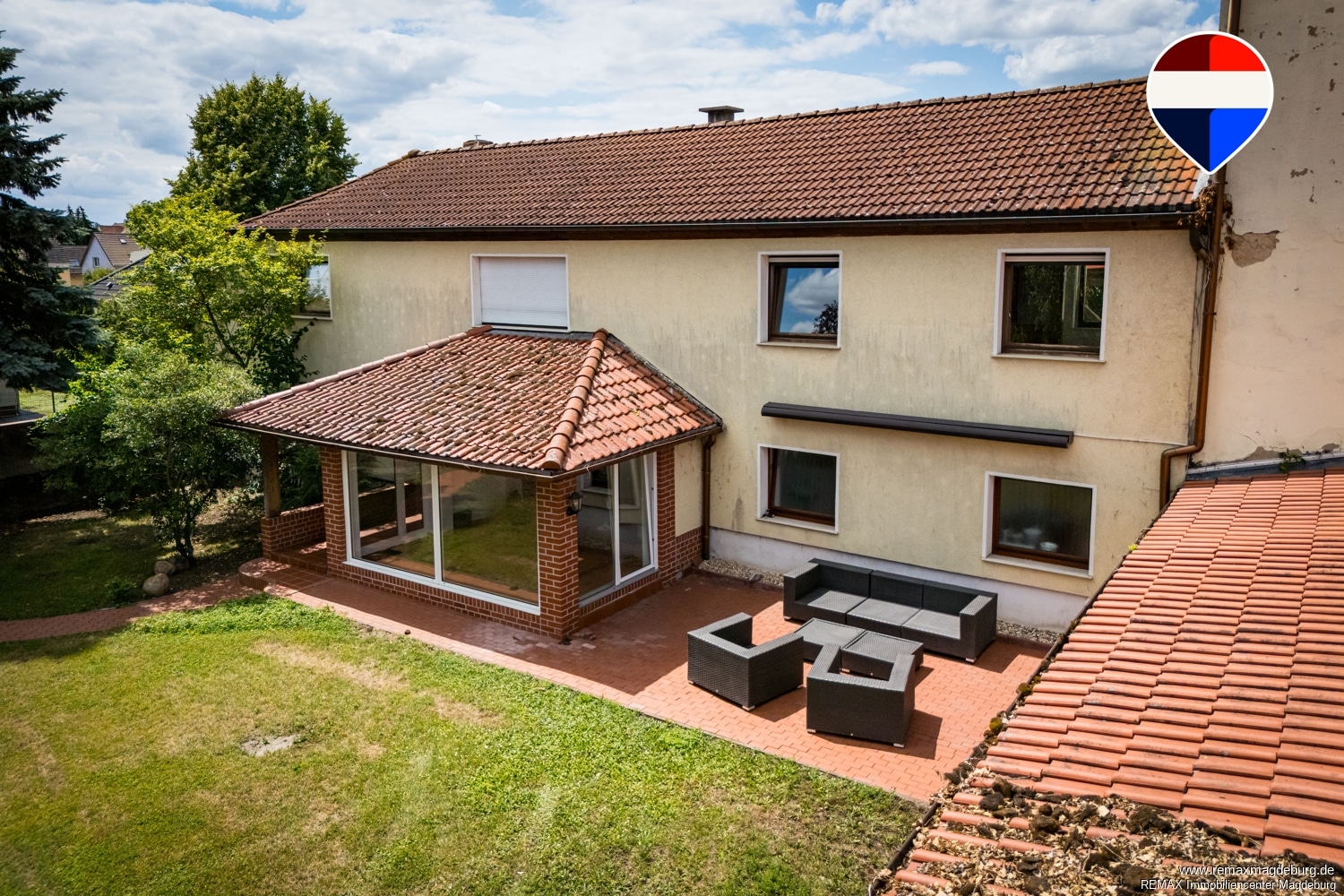 Außenbereich mit Terrasse