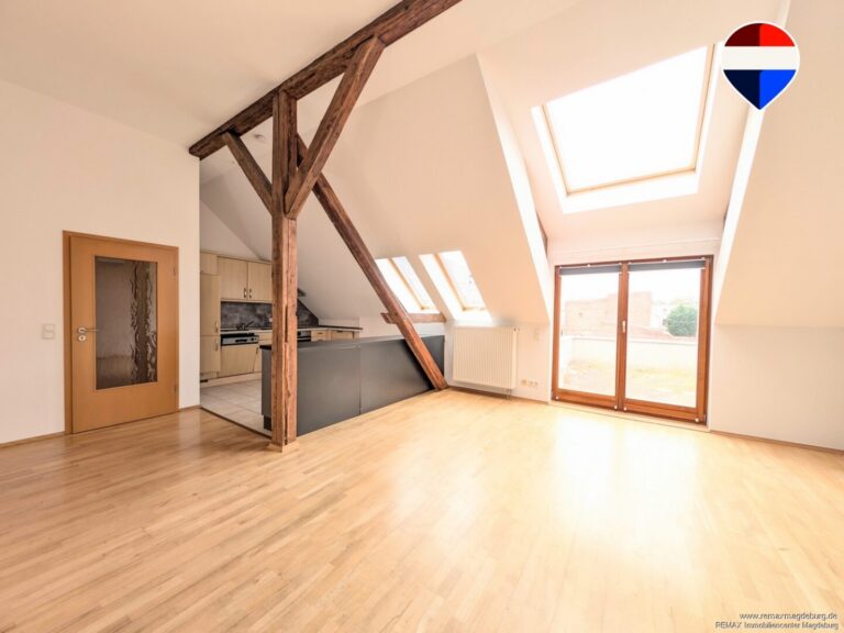Wohnzimmer mit Küche