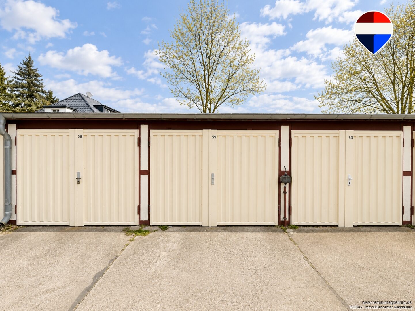 Garage Außenansicht