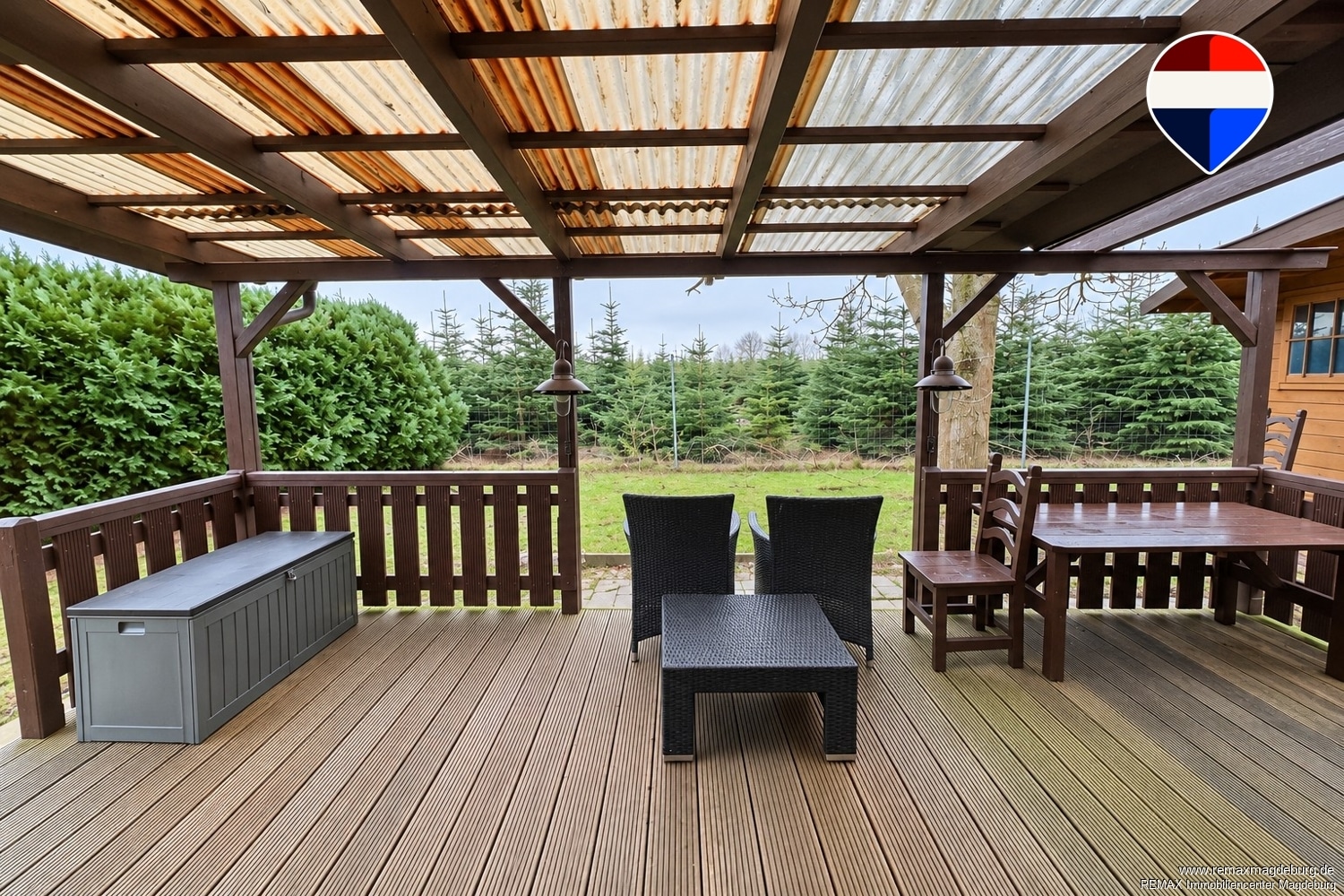 überdachte Terrasse