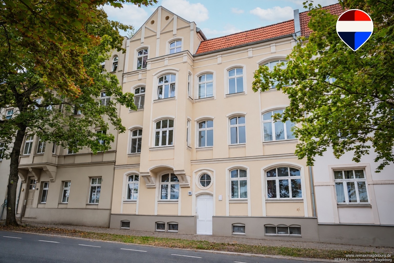 Straßenansicht