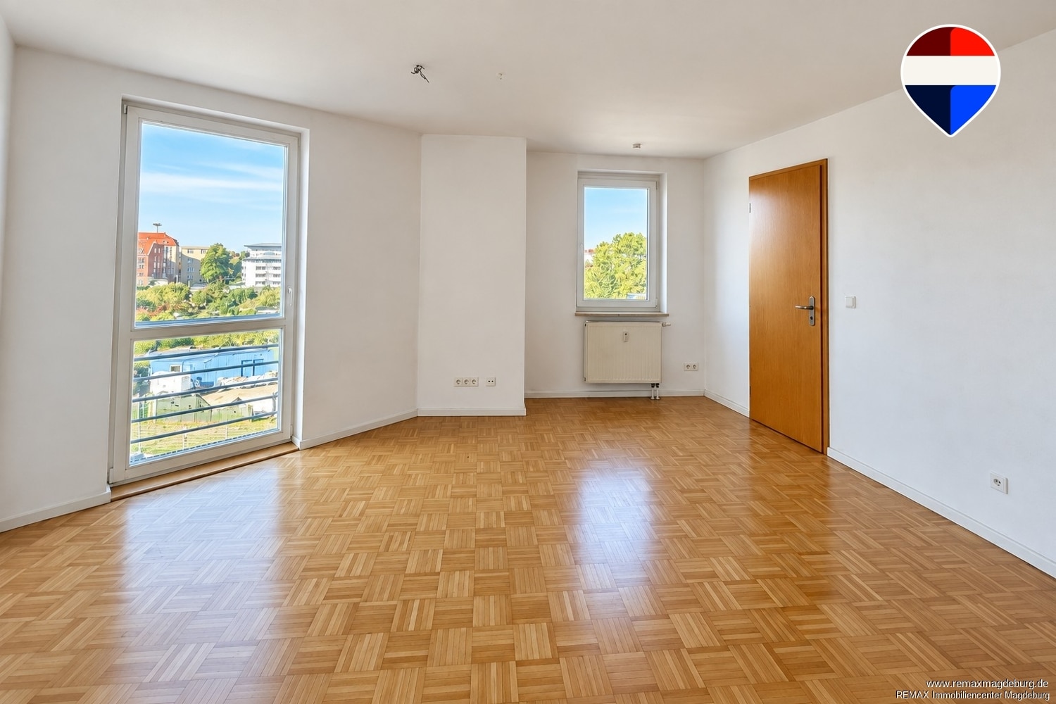 Helle 2-Zimmer mit Echtholzparkett und Stellplatzmöglichkeit – in zentrumsnaher Lage - Foto 1