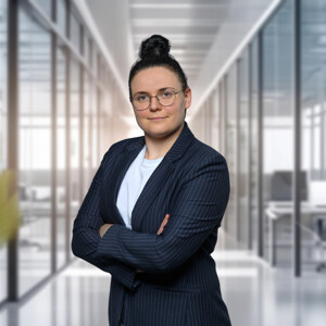 Frau Schröter, Veronika